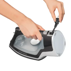 Full-Size Iron with Retractable Cord